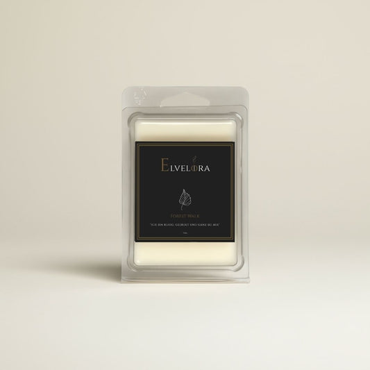 Forest Walk Duftwachs von Elvelora – handgegossenes, natürliches Duftwachs mit ätherischen Ölen, inspiriert von erdenden Waldspaziergängen.